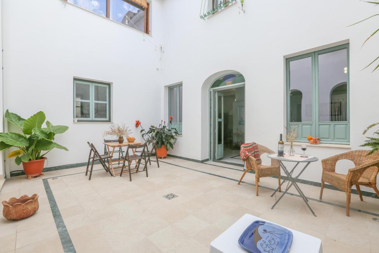 Casa Senorial Con Piscina. Casa Donna Isabel Guest House Penaflor Luaran gambar